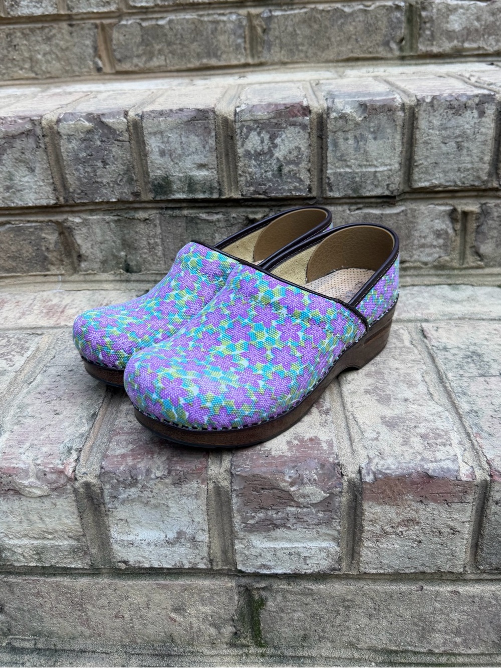 Dansko Vegan Floral Canvas Clogs Purple EU 37